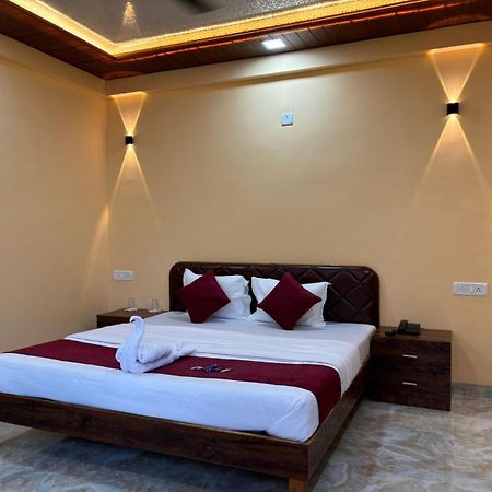 Sahil Beach Resort 알리바그 외부 사진